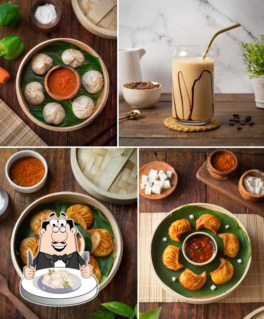 Dumplings at The Momo Panda Kumar Pacific Mall