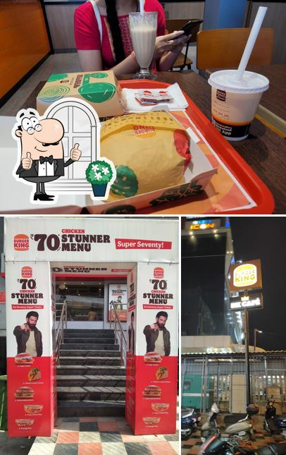 The image of exterior and interior at Burger King