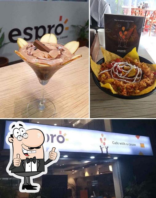 Look at the pic of cafe_espro
