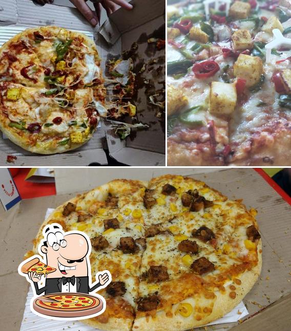 Try out various variants of pizza