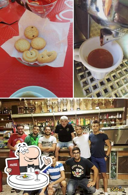 La foto di cibo e bancone da bar da Bar Dei Giovani