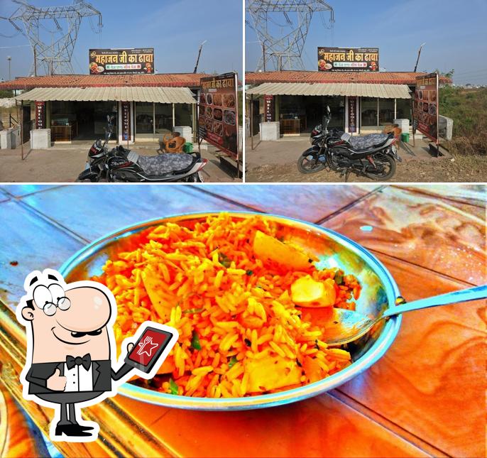 The picture of Shree Mahajan ji ka Dhaba’s exterior and food