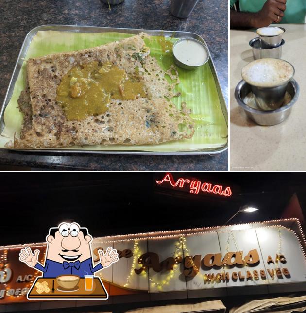 Clam chowder at Sree Aryaas