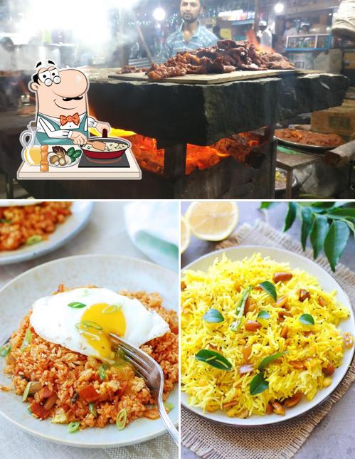 Fried rice at Tilak nagar food cart