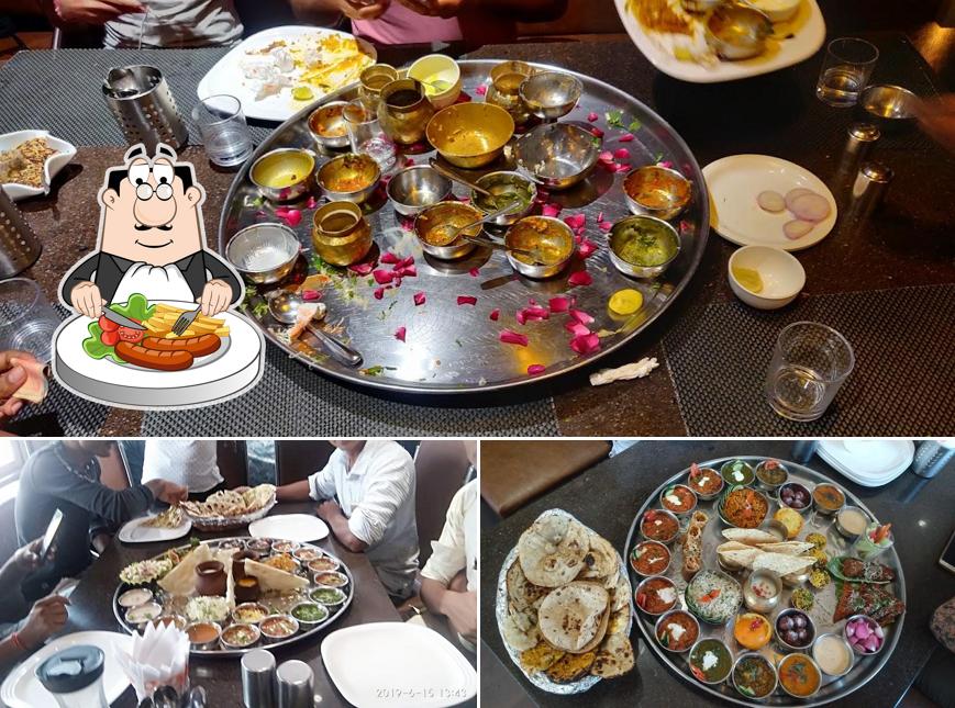 Food at Patel Restaurant And Banquet Hall- Best Restaurant in Junagadh Best Banquet Hall in Junagadh Gujarati Thali