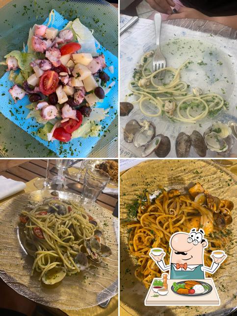 Cibo al Ristorante Pizzeria La Bussola Bergeggi
