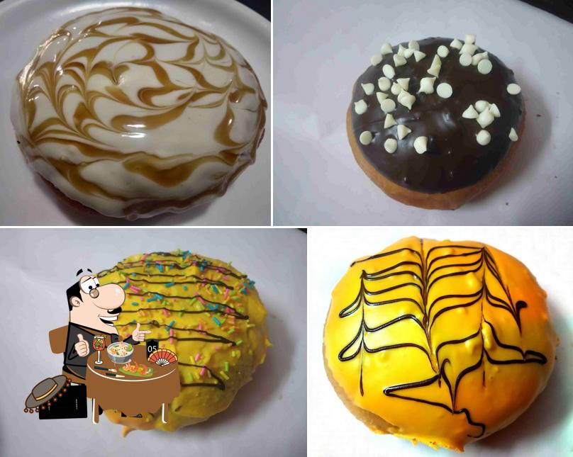 Food at CRAZY DONUTS