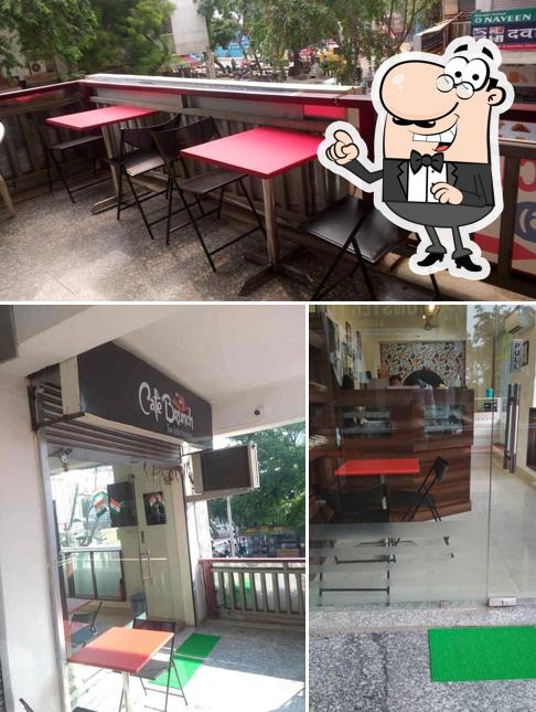 The interior of Cafe Brunch