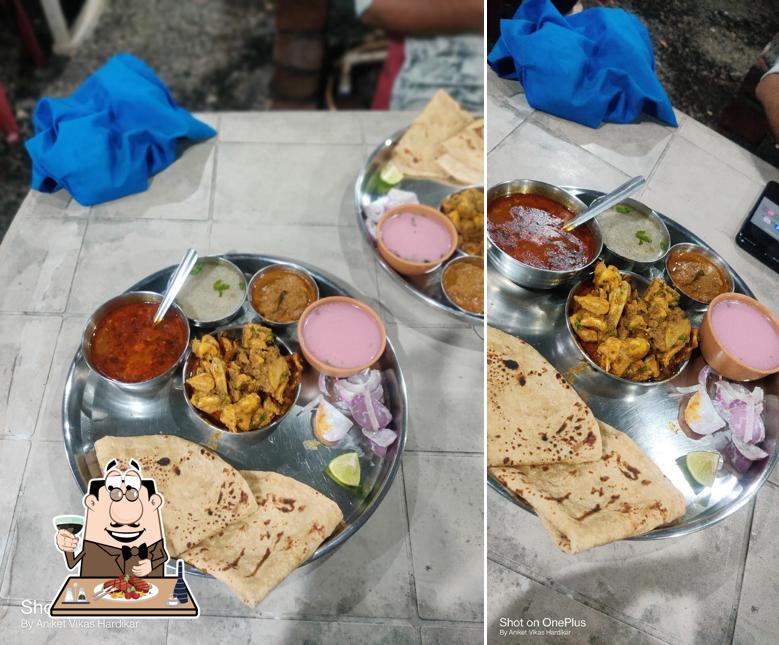 Try out meat meals at Ghotilkar Bhojanalay