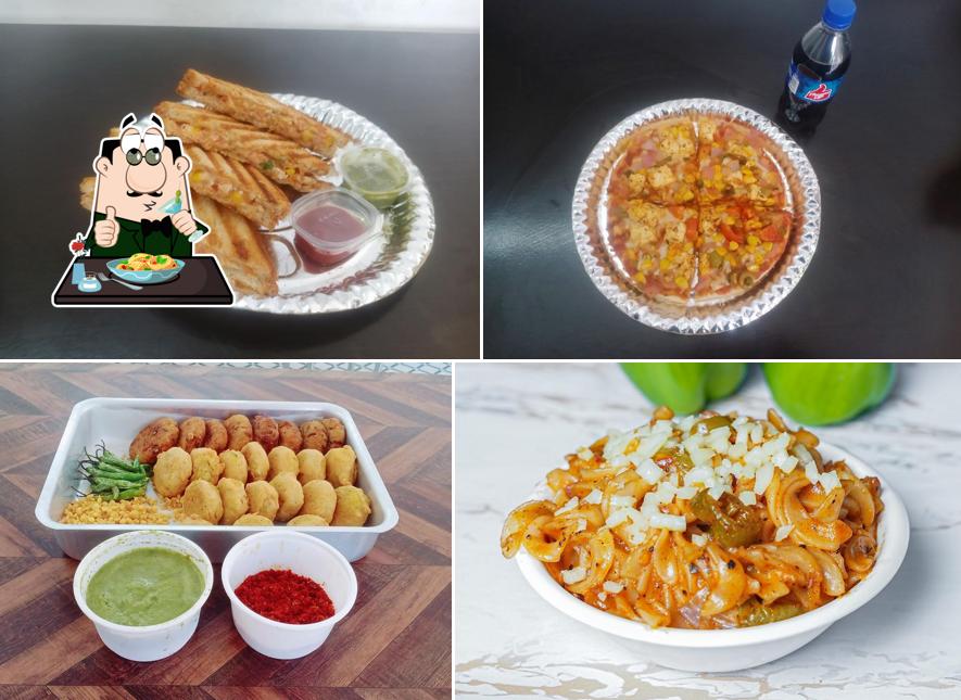 Food at Jammu Pav Bhaji Express