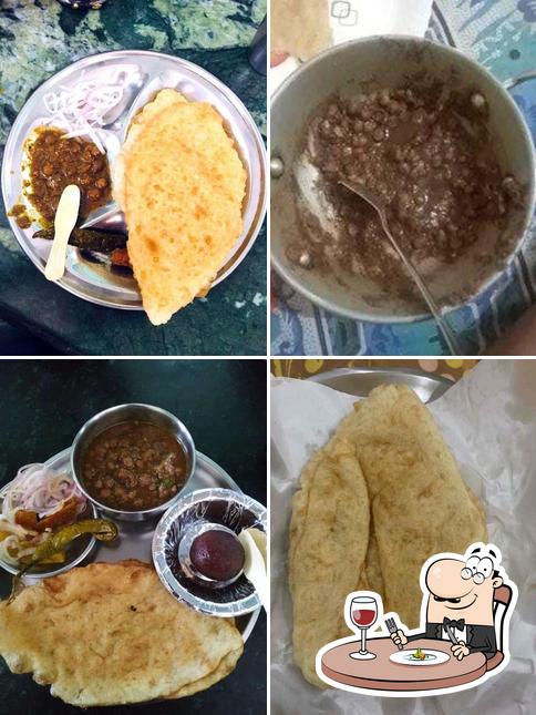 Meals at Pinki Chole Bhandar