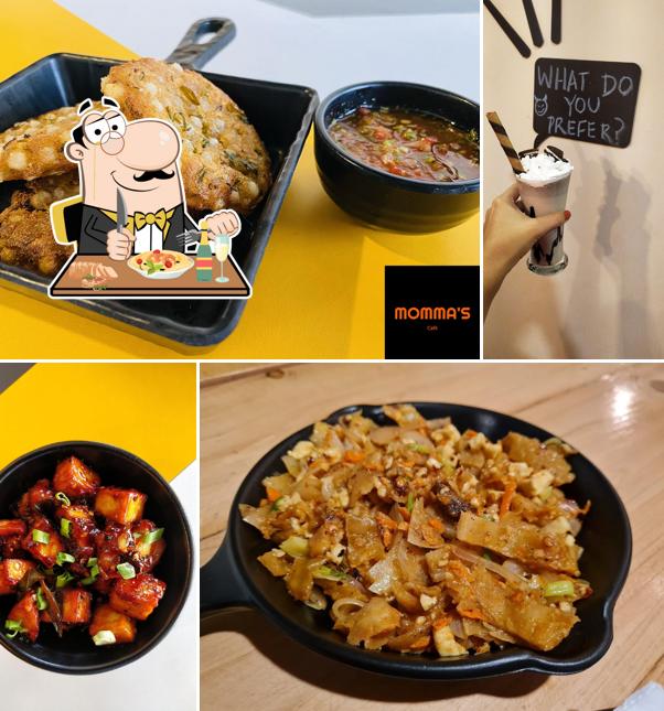 Food at Retreat Cafe and Eatery (previously Momma’s Cafe)