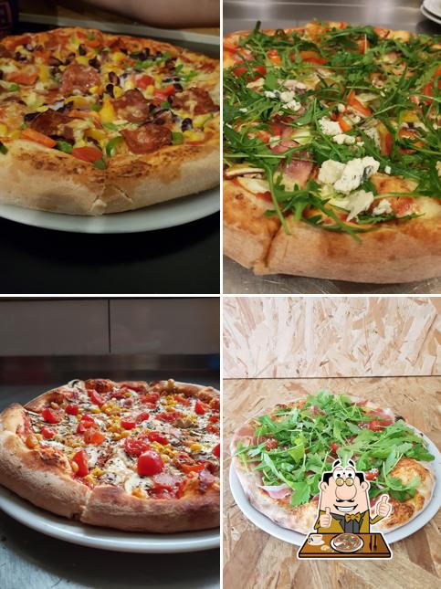 Scegli tra le svariate varianti di pizza