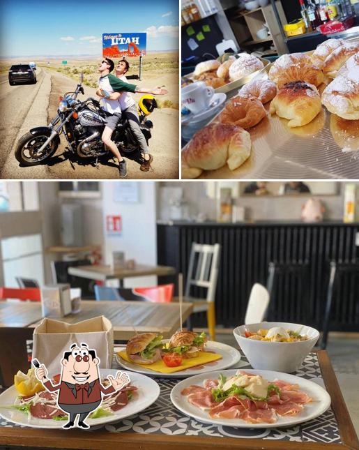 La foto della cibo e interni di Hog Cafè