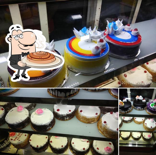 Look at this pic of Cake Plaza