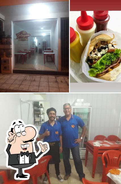 Entre diferentes coisas, interior e comida podem ser encontrados no Garagem Lanches Guaçuí