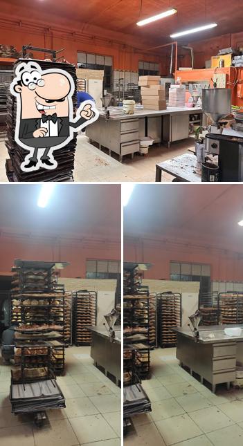 La Casa delle Brioches si caratterizza per la interni e cibo