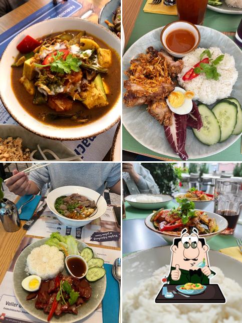 Platti al Ruen Thai by Suthita