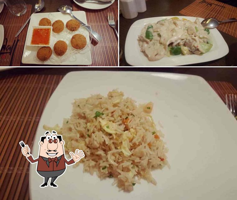 Food at The Wall