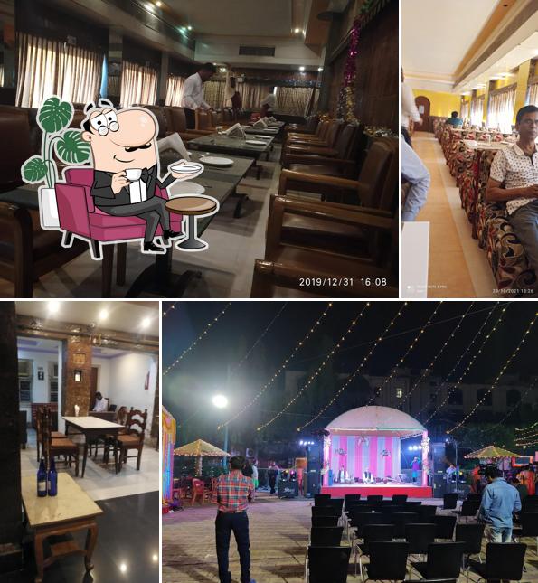 Check out how Ubique Hotel looks inside