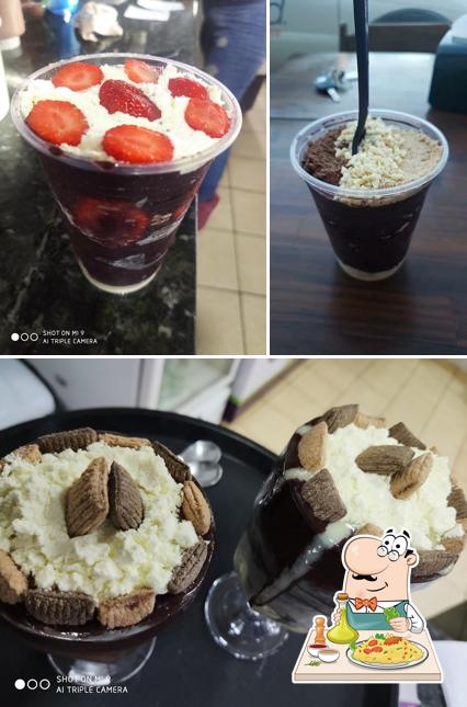 Comida em Estação açaí