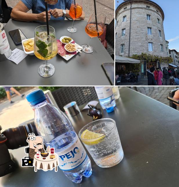 Tra le diverse cose da Bar "La Rotonda" si possono trovare la cibo e interni