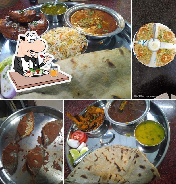 Food at Hotel Darbar Macchi Dhaba