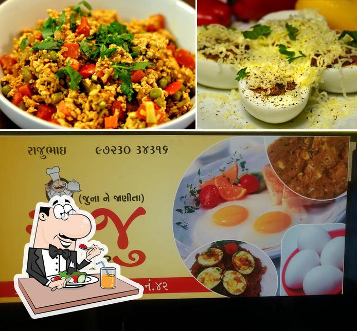 Meals at Raju Omlet Center