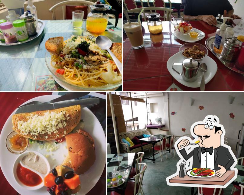 Meals at Aum Cafe