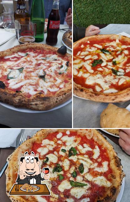 Ordina tra le svariate varianti di pizza