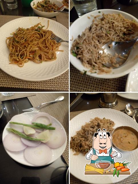 Spaghetti bolognese at Color Jar - Pure Veg Restaurant