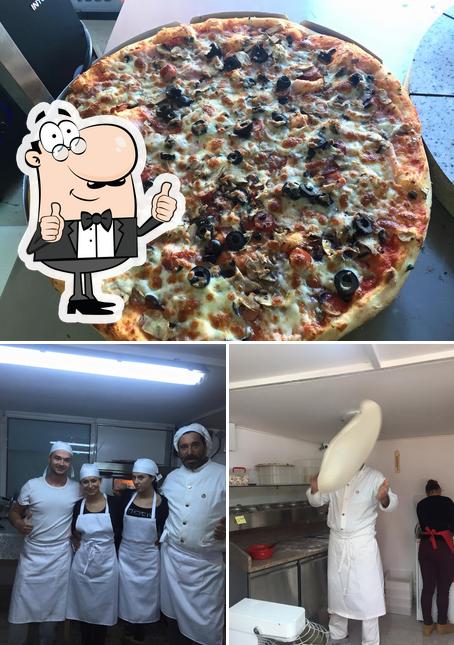 Crazy Hot Pizza Pucioasa