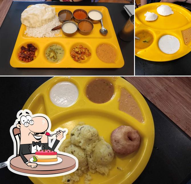 Hotel Kattabomman offers a number of desserts