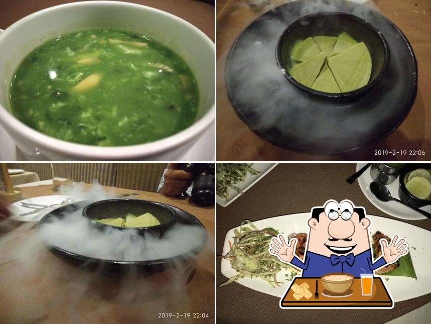 Meals at Moni's Bar & Restaurant