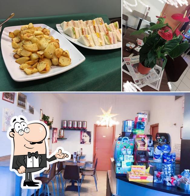 Tra le diverse cose da Bar Emilia si possono trovare la interni e cibo