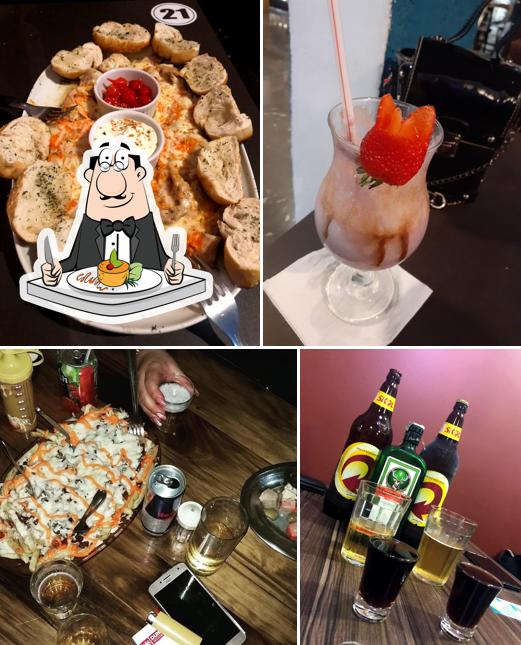 Comida em Bar Retro