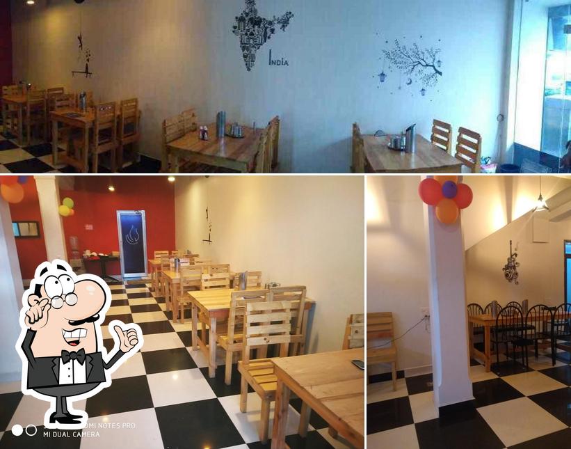 The interior of BLUE MOON