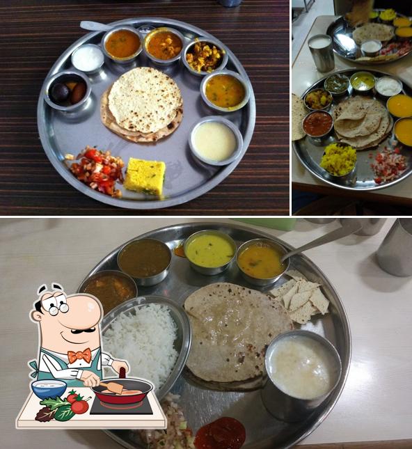Chicken curry at Vandana Pure Veg Hotel