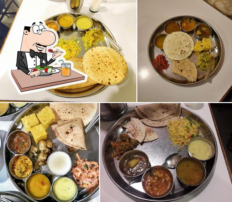 Food at Sri Murlidhar Veg Thali