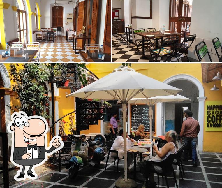 The interior of Dilliwaala6