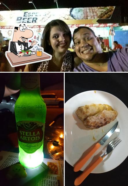 Comida em Espet's Beer