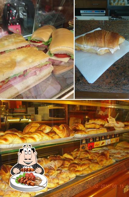 Platti al Bar Sant'Antonio