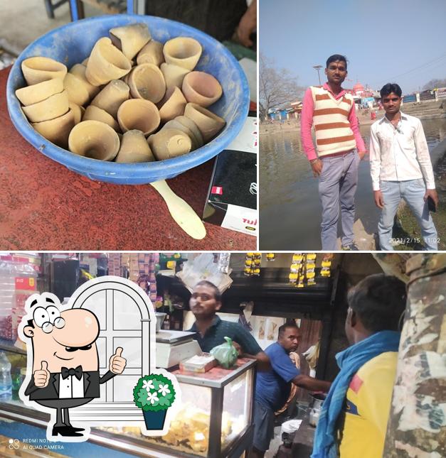 The exterior of Dalda Samosa & Tea Stall