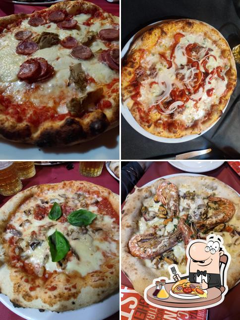 Scegli una pizza a Pizzeria La Prima Era
