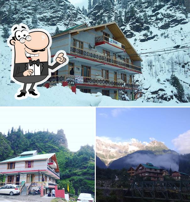 The exterior of Solang Heights