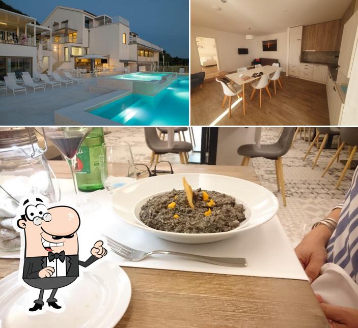 Siediti a un tavolo di Zlatni Zalaz