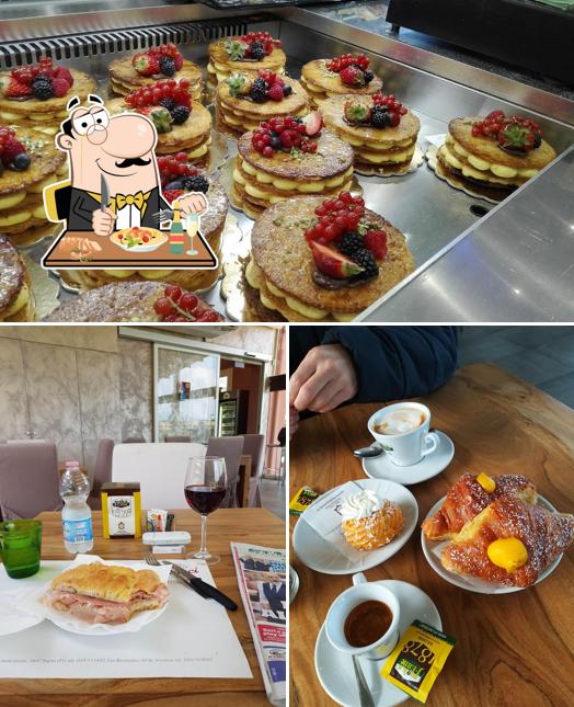 Cibo al Bar Pasticceria Sguanci