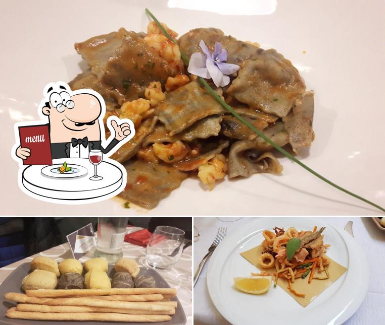 Cibo al Piatti di Parola