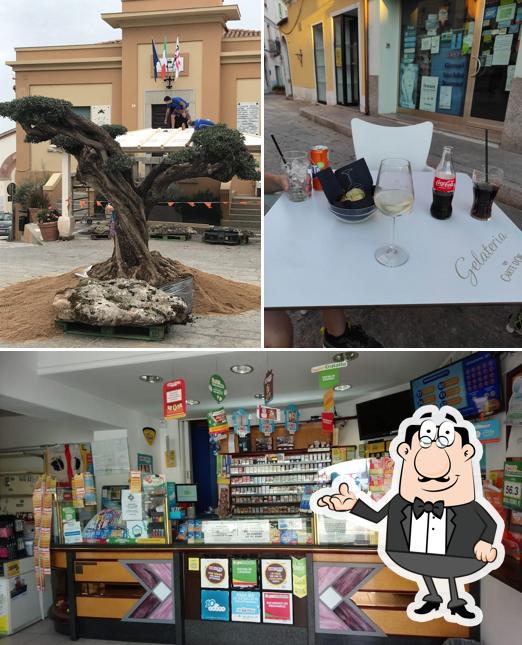 Guarda la immagine che raffigura la interni e cibo di Tabacchi in Piazza - Ilico Point Arzachena