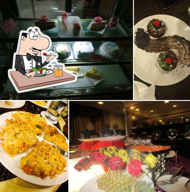 Food at Cafe De Paris